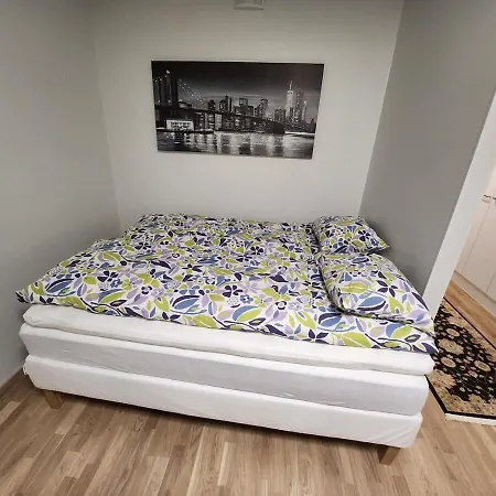 Apartment 28M2 Condo & Own Parking Place Indoors