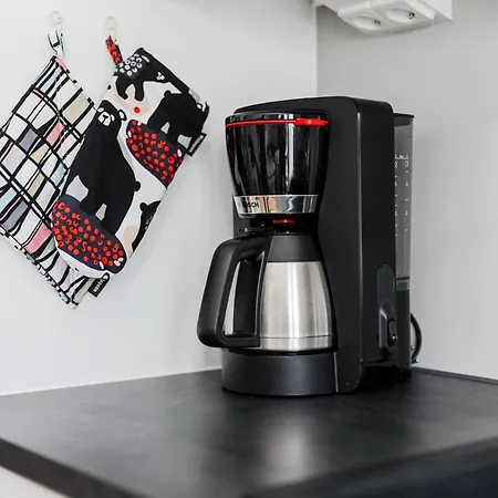 28m2 & Own Parking Place Indoors