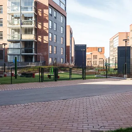 28M2 Condo & Own Parking Place Indoors Apartment