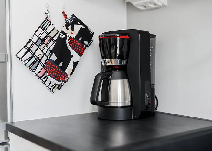 28m2 & Own Parking Place Indoors